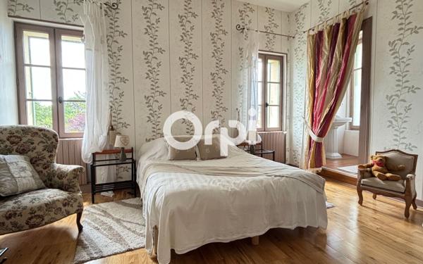 Maison à vendre    5 pièces •  Mornac-sur-Seudre