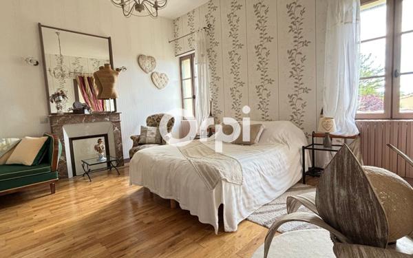 Maison à vendre    5 pièces •  Mornac-sur-Seudre