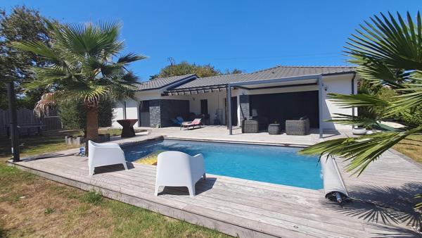 CADRE PRIVILÉGIÉ PROCHE GOLF,  FACE À LA NATURE