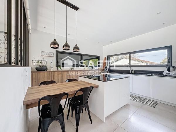 CADRE PRIVILÉGIÉ PROCHE GOLF,  FACE À LA NATURE