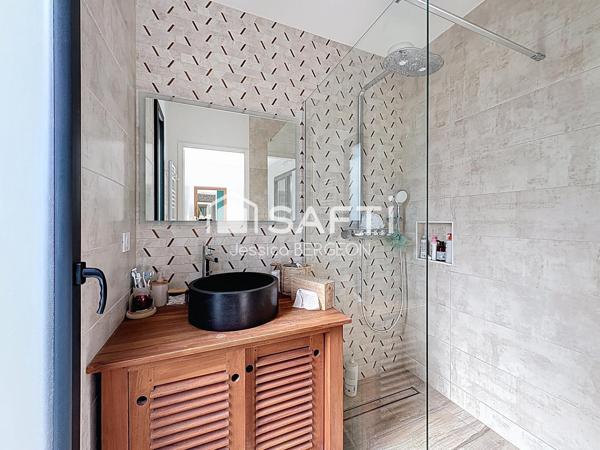 CADRE PRIVILÉGIÉ PROCHE GOLF,  FACE À LA NATURE