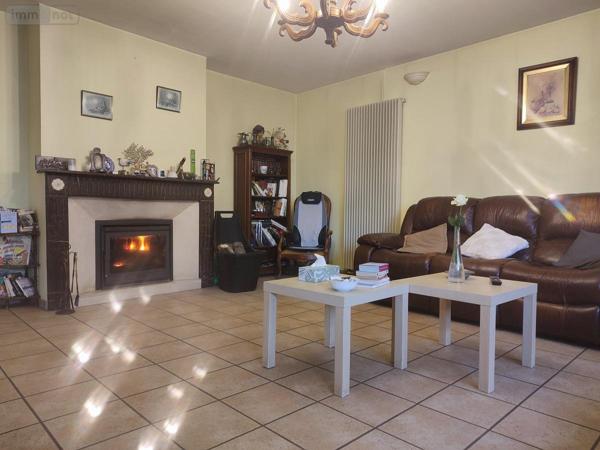 Maison à vendre à Aire-sur-la-Lys dans le Pas-de-Calais (62120), ref : 62096-337