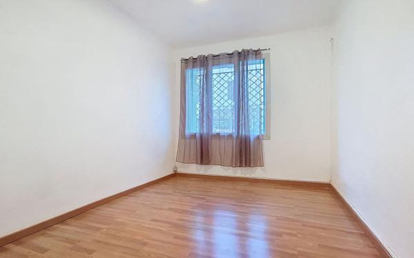 Appartement à vendre    3 pièces • 52 m2 Toulon