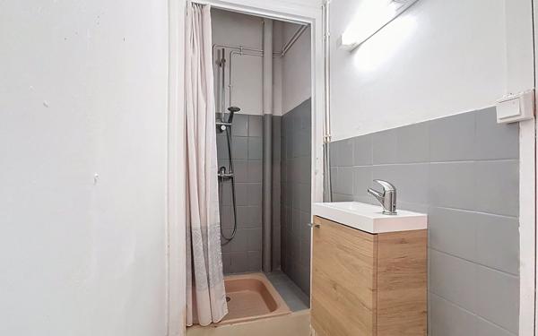 Appartement à vendre    3 pièces • 52 m2 Toulon