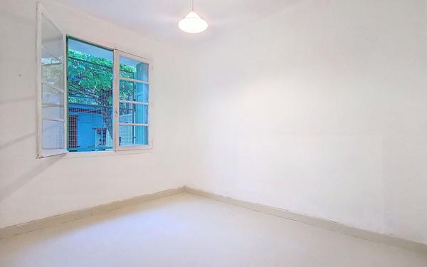 Appartement à vendre    3 pièces • 52 m2 Toulon