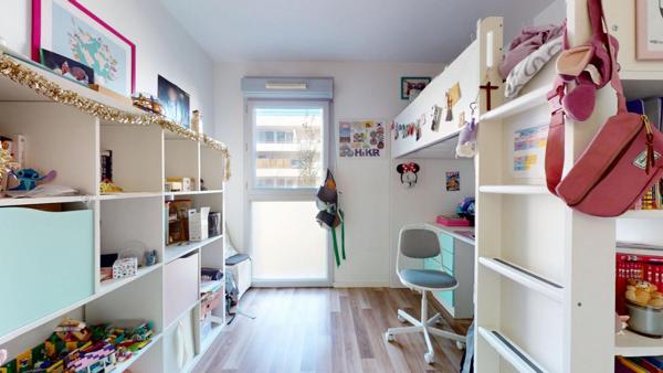 Appartement Orly 4 pièce(s) 75.5 m2 - RER C - VISITE VIRTUELLE
