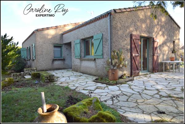 Clisson (44190) CLISSON Plain-pied 4 ch. avec jardin d'environ 1382 m² arboré (division possible CU positif).