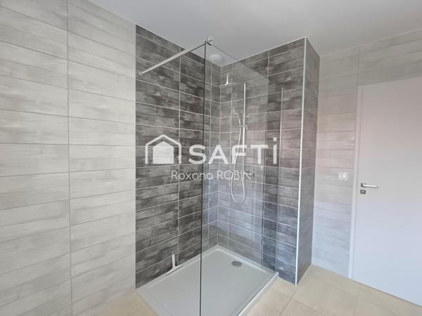 Maison de 2022 de  83m2  plein pied 3 chambres un garage