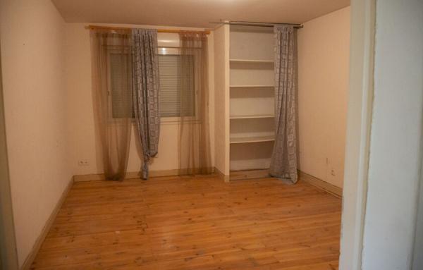 Local Professionnel de 712 m²