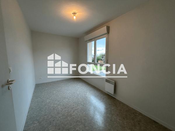 Location Appartement 2 pièces 34.75 m² - 6 BIS RUE LOUIS ARAGON La Roche Sur Yon 85000
