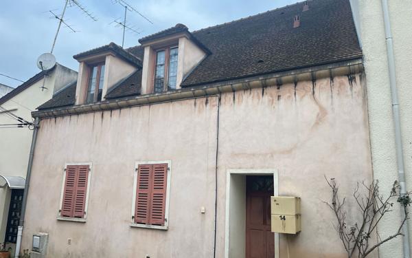 Immeuble à vendre    9 pièces • 119,08 m2 Massy