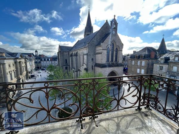 Appartement à louer 4 pièces 124.73m²