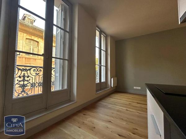 Appartement à louer 1 pièce 21.5m²