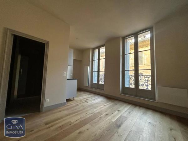 Appartement à louer 1 pièce 21.5m²