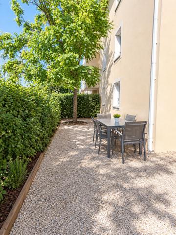 T2 Rez de Jardin 41 m2 Lézignan Corbières