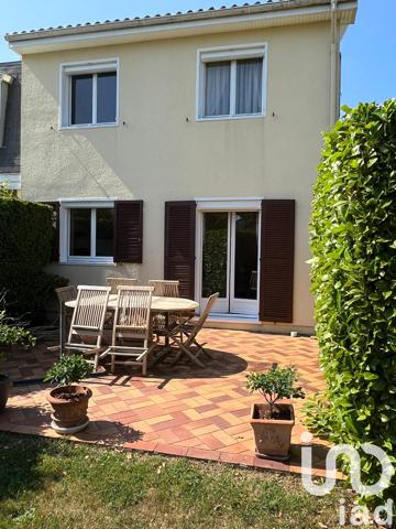 Maison à vendre 5 pièces 105 m² Élancourt