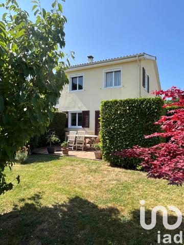 Maison à vendre 5 pièces 105 m² Élancourt