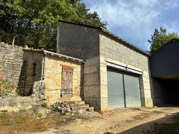 Propriété sur plus de 3 hectares - possibilité 2 habitations