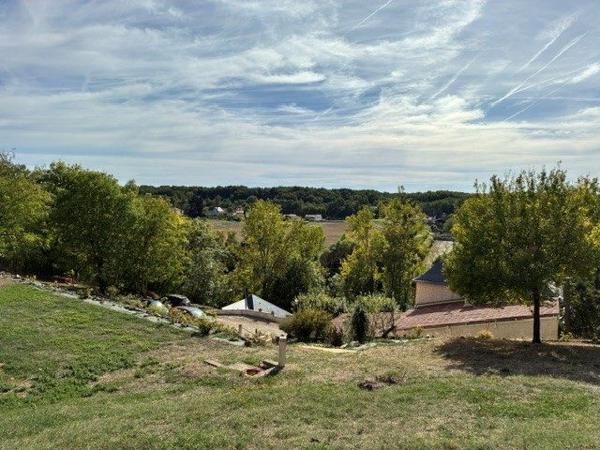 Propriété sur plus de 3 hectares - possibilité 2 habitations