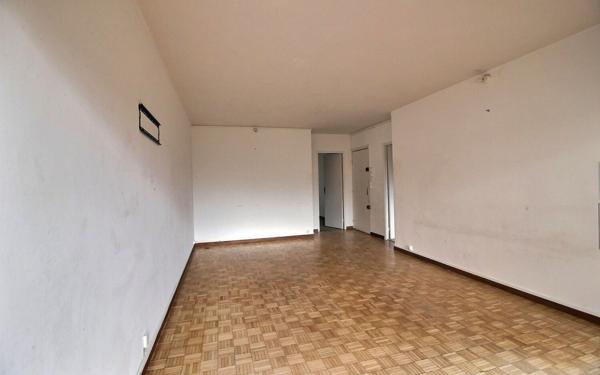 Appartement à vendre    3 pièces • 67 m2 Marseille 6