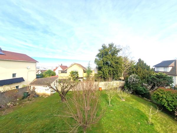 Maison 10 pièces 210 m2