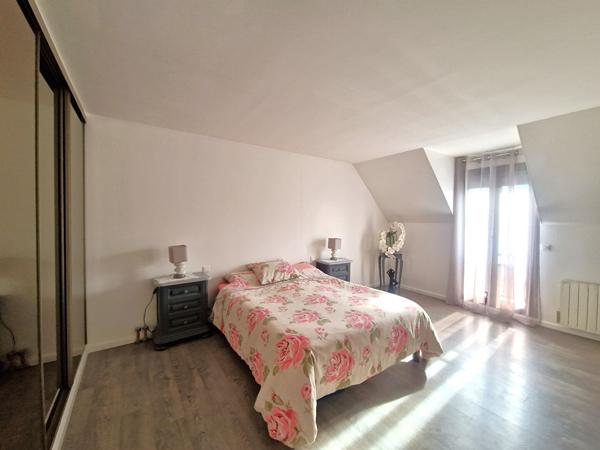 Maison 10 pièces 210 m2