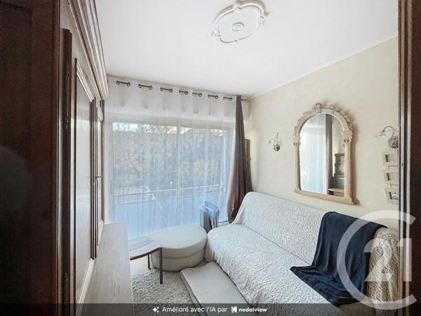 Appartement F5 à vendre  5 pièces - 103,90 m 2   EPERNAY  - 51