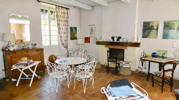 Ancien Presbytère en pierre, charme et authenticité