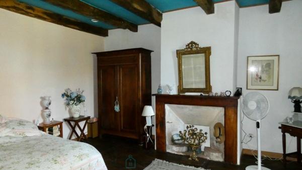 Ancien Presbytère en pierre, charme et authenticité