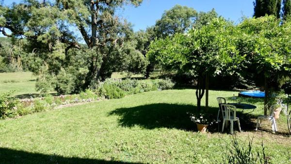 Ancien Presbytère en pierre, charme et authenticité