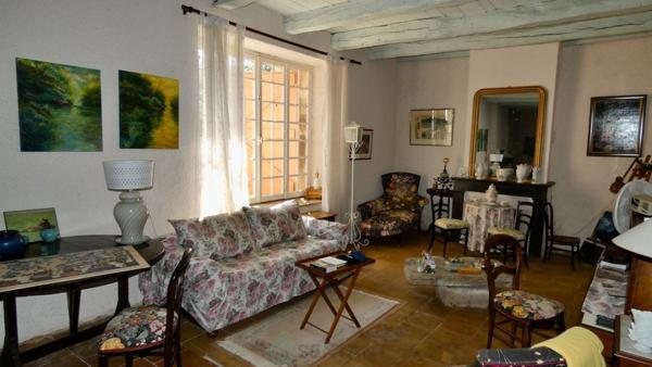 Ancien Presbytère en pierre, charme et authenticité