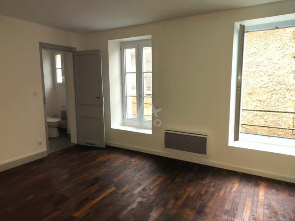 APPARTEMENT DANS LE CENTRE DE LA FLECHE