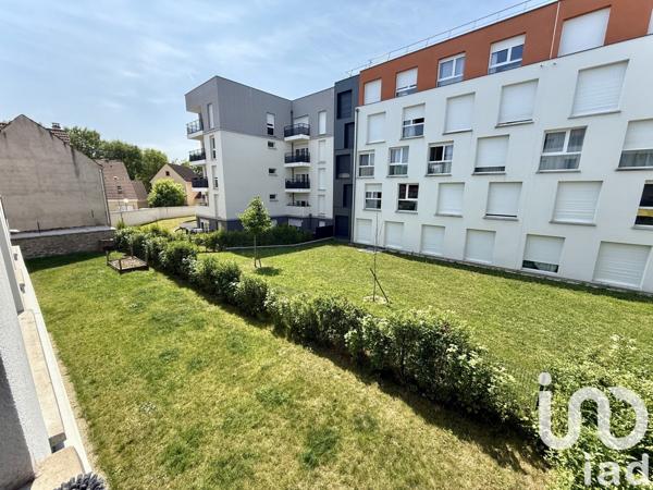 Appartement 1 pièce de 28 m² à Guyancourt (78280)