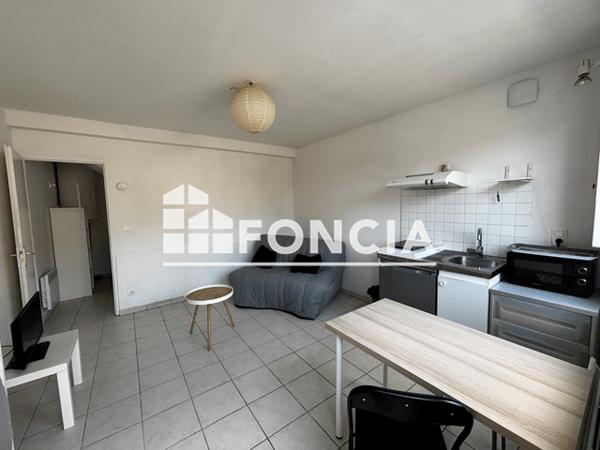 Location Studio meublé 19.44 m² - 48 Rue Jacques Amblard Le Passage D Agen 47520