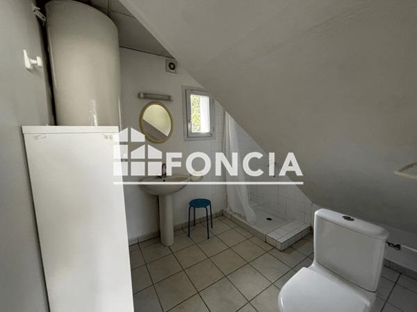 Location Studio meublé 19.44 m² - 48 Rue Jacques Amblard Le Passage D Agen 47520