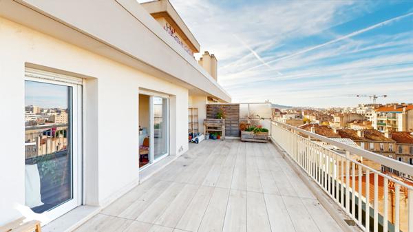 Appartement à vendre |  Marseille 05 |  2 pièces | 63,2 m²