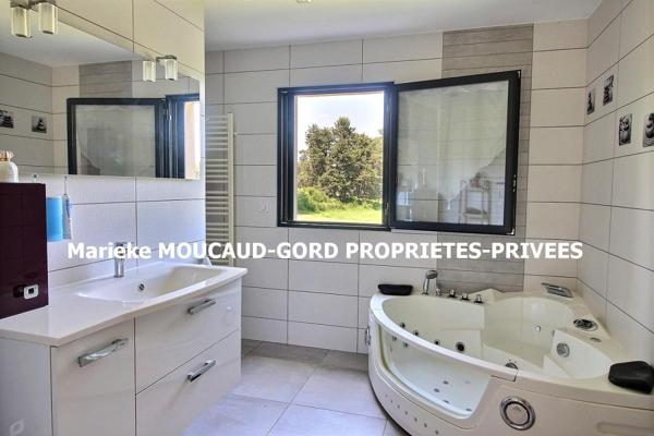 Craponne-sur-Arzon (43500) Très belle maison de 195 m² 5 chambres 3 garages sur 9700m² terrain