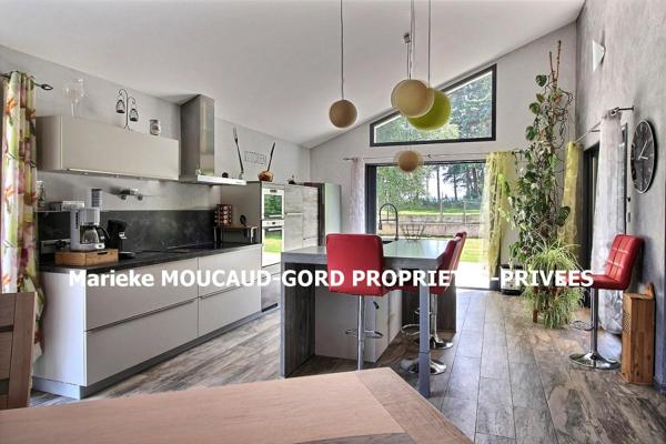 Craponne-sur-Arzon (43500) Très belle maison de 195 m² 5 chambres 3 garages sur 9700m² terrain