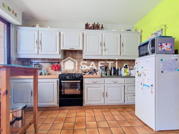 Maison traditionnelle semi plain pied