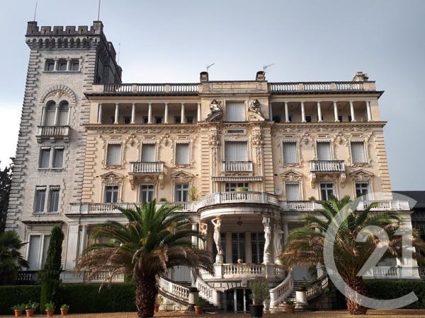 Appartement F8 à vendre  8 pièces - 300 m2 PAU - 64