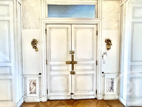 Appartement F8 à vendre  8 pièces - 300 m2 PAU - 64