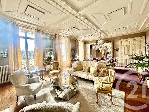 Appartement F8 à vendre  8 pièces - 300 m2 PAU - 64