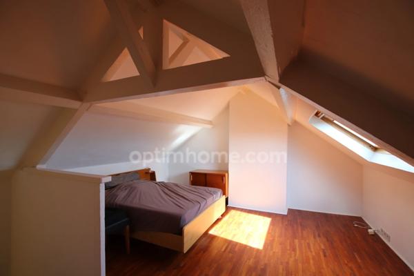 MAISON DE VILLE SANS TRAVAUX proche Orléans Madeleine de 135 m2 avec stationnement