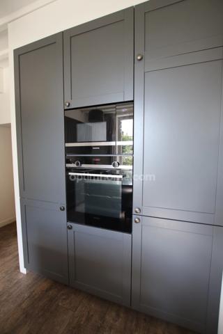 MAISON DE VILLE SANS TRAVAUX proche Orléans Madeleine de 135 m2 avec stationnement