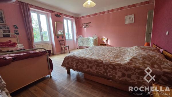 Corps de ferme Charentais avec grandes dépendances