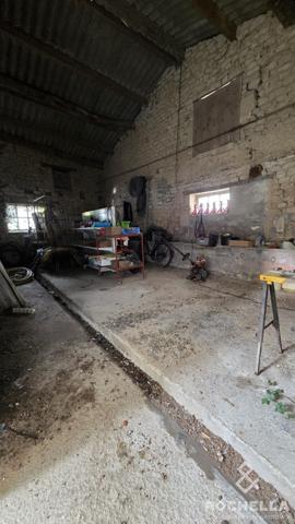 Corps de ferme Charentais avec grandes dépendances