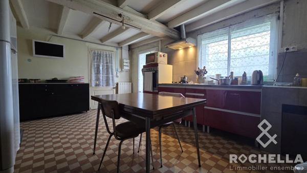 Corps de ferme Charentais avec grandes dépendances