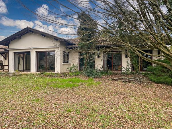 Maison Plian-pied Bruges  centre 137 m2