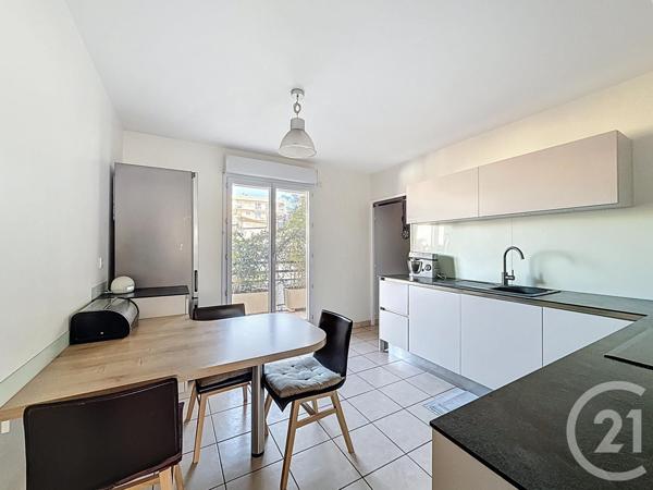 Appartement F5 à vendre  5 pièces - 112,87 m2 LYON - 69007