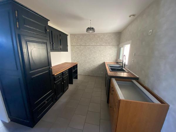 86100 CHATELLERAULT À LOUER : Jolie maison T4 à Châtellerault